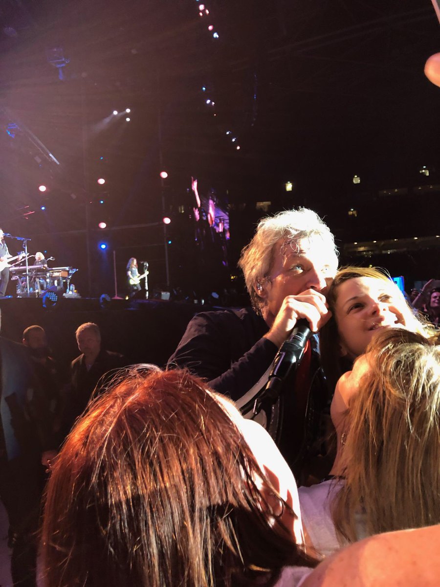 CrazyMB's tweet photo. That moment when your idol holds your hand #bonjovisydney thanks for the memories @BonJovi you rock @TheRealPhilX https://t.co/QO9Zy8BdYb