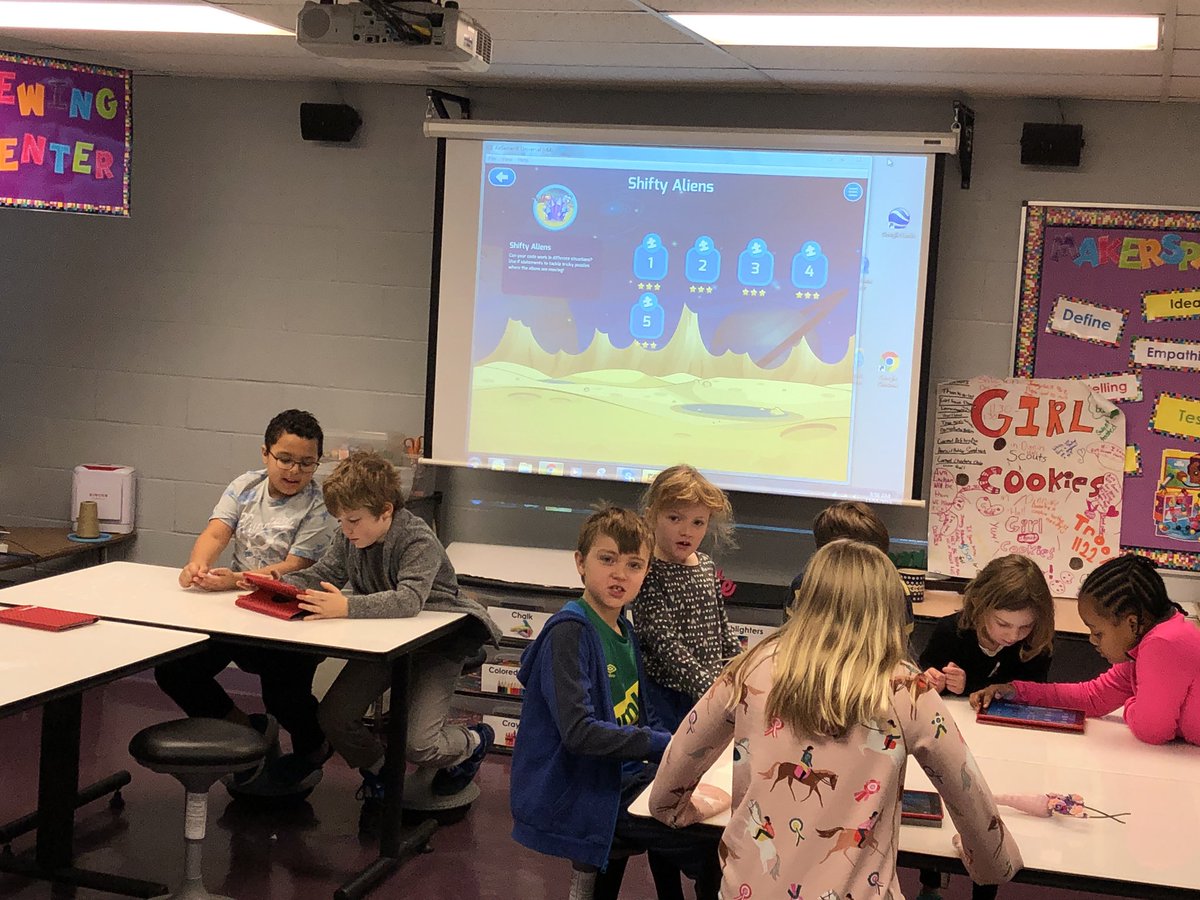 andy_hanes's tweet image. 2nd graders are learning conditionals! @codeorg @gotynker #BeyondHourOfCode #HourOfCode