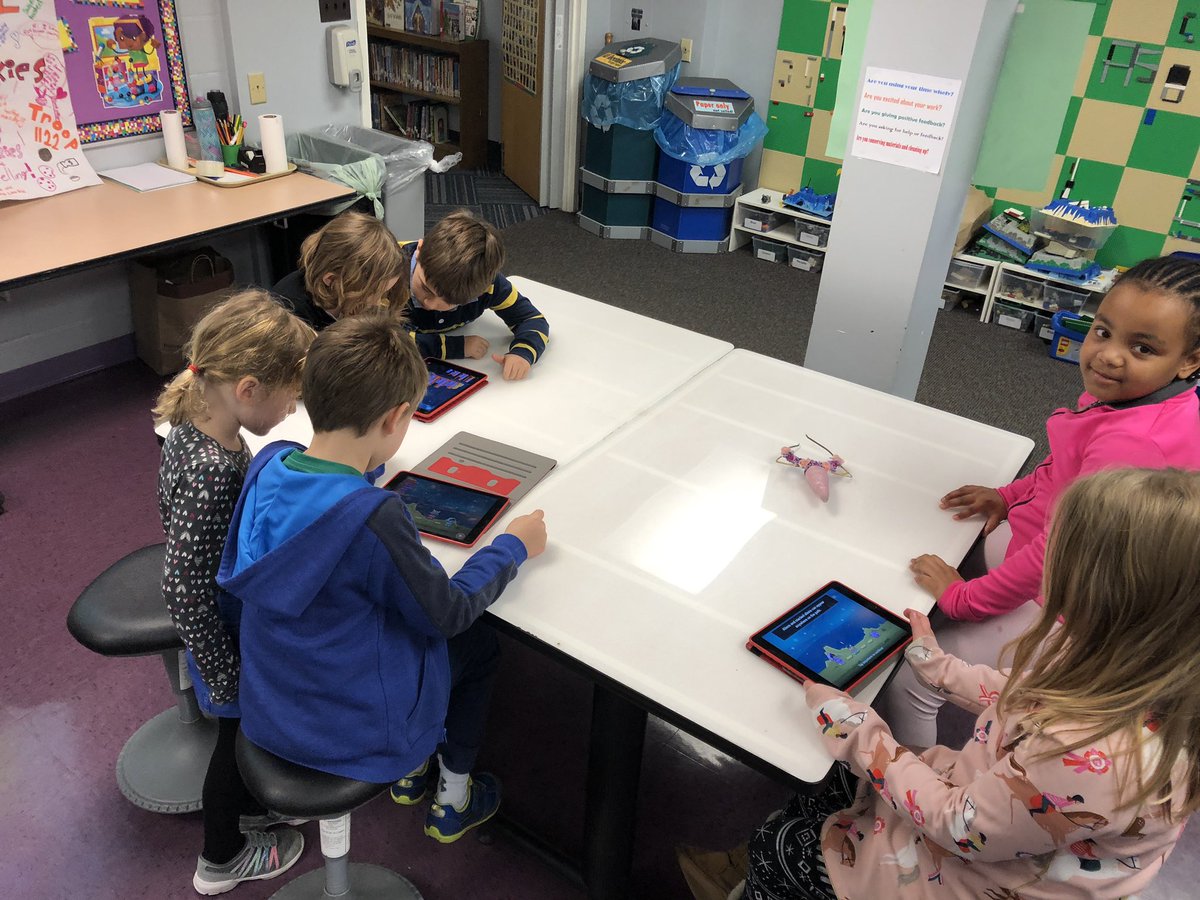 andy_hanes's tweet image. 2nd graders are learning conditionals! @codeorg @gotynker #BeyondHourOfCode #HourOfCode