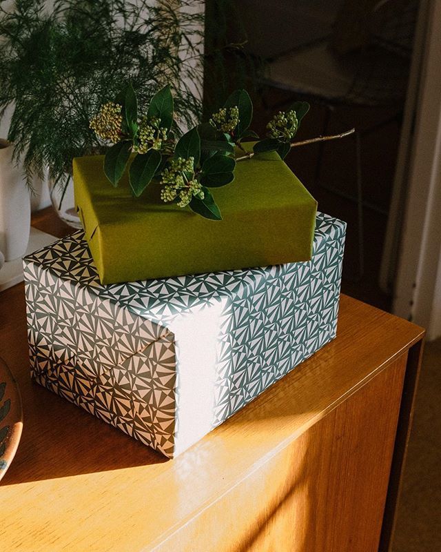 esmewinter's tweet image. ✨ 5 FOR £10

This Christmas we’re offering a festive 5 Sheets of Patterned Paper for £10. Visit our site and use the code ‘5FOR10’ when you checkout

#esmewinter
*See our last post for Christmas shipping dates. ift.tt/2L6htny