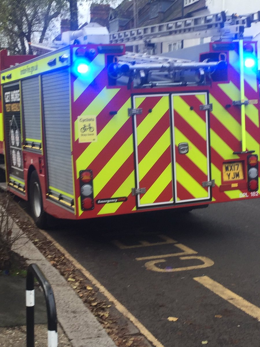 Head_FSB's tweet photo. All is well!  Our fire alarm went off randomly first thing. We evacuated in record time. Thank to the London Fire Brigade for responding so quickly. The boys loved seeing the fire engine up close. #MondayMotivation #falconspreprep #people https://t.co/eh2hiWIl1q