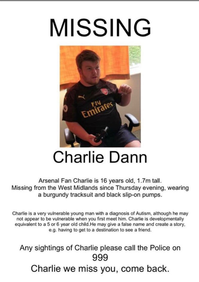 Kat_Parks's tweet photo. Charlie is still missing. Last spotted in London but suspected he may travel north. Please share and help Charlie get back to his family. 
#charliedann #missingperson https://t.co/CsuIdE5t8a