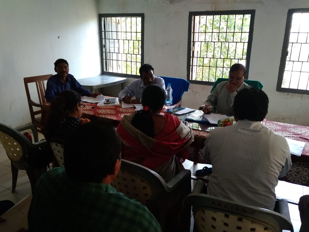 AgcsOdishaDca's tweet photo. Zonal Conference of all Asst. AGCS unit (Central R.D.C.) and review of audit progress under the NCDC scheme at office of the AAGCS, Puri Audit Circle on dt-01.12.2018 by the AGCS, Odisha &amp; Joint AGCS, Odisha. https://t.co/ocWjFgbvhC