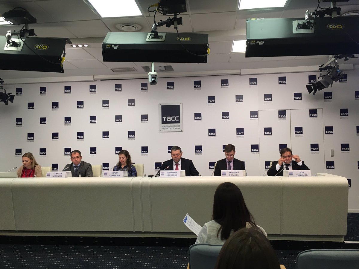 В пресс-центре ТАСС началась пресс-конференция, посвящённая итогам года в сфере труда, трудовой миграции и занятости Санкт-Петербурга.