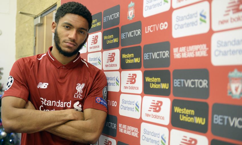 LFCphoto's tweet photo. ...and the LIVERPOOL Lean in back! 😂 #LFC #JoeGomez #LeanForLiverpool #LiverpoolLean #LeanMeanLFCmachines #YNLA #YoullNeverLeanAlone https://t.co/u23f3I4roF