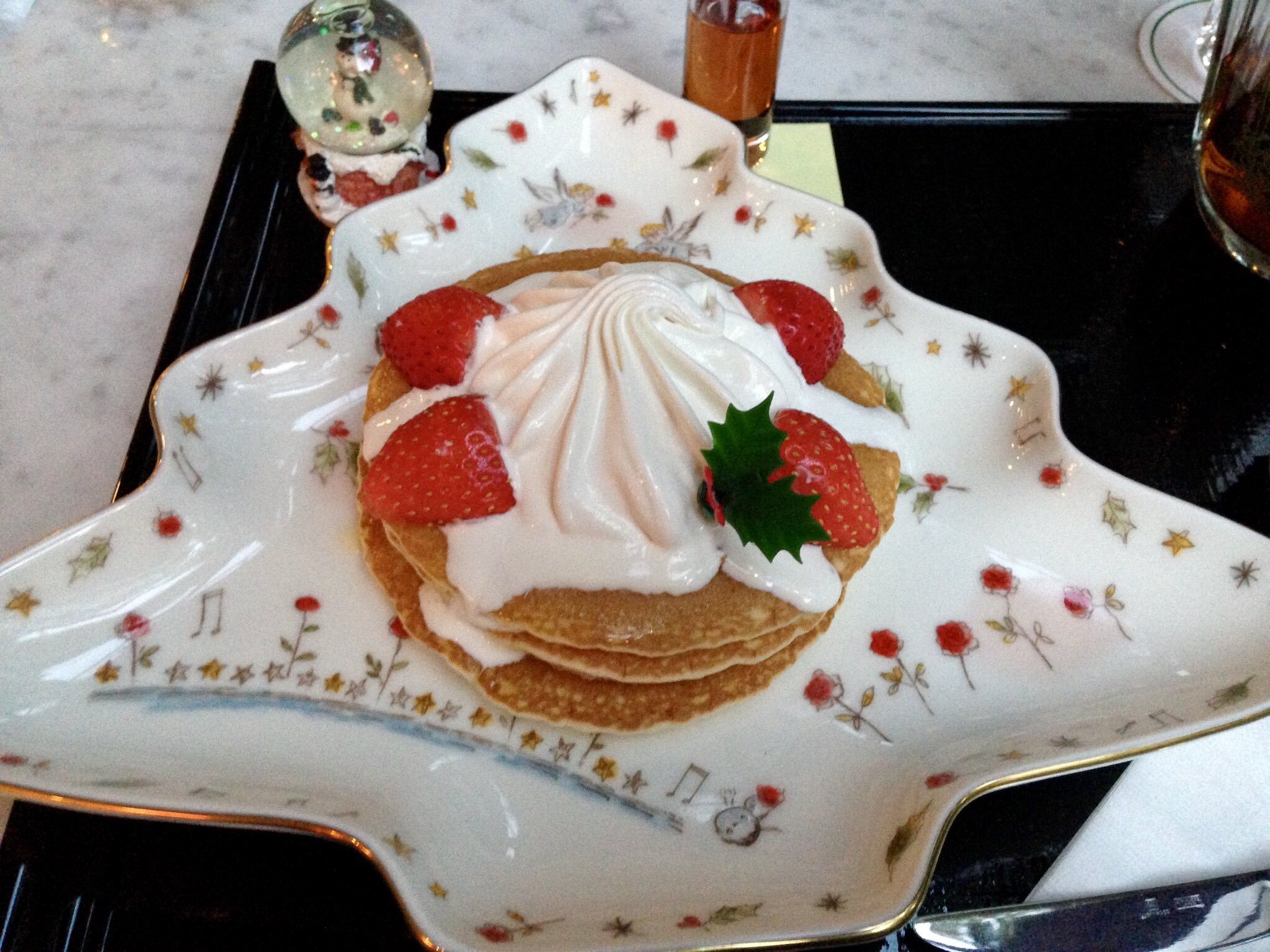 Cafecoco Club Private リーガロイヤルホテル大阪 メインラウンジ パンケーキと和紅茶 レベルが高くすごく美味しい また食べたいね リーガロイヤルホテル大阪 リーガロイヤルホテル ホテル パンケーキ スイーツ グルメ 和紅茶