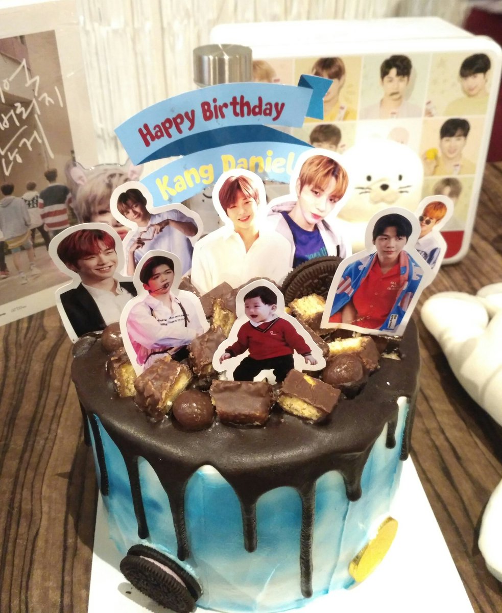 yulchwe's tweet photo. Happy birthday oppa daniel! Saengil chukkae!😘👏
•
•
Ps: wish you all the best!😊
@iiDANIEL1210 
#SNEACHTADANIEL https://t.co/2OoUqwoTCr
