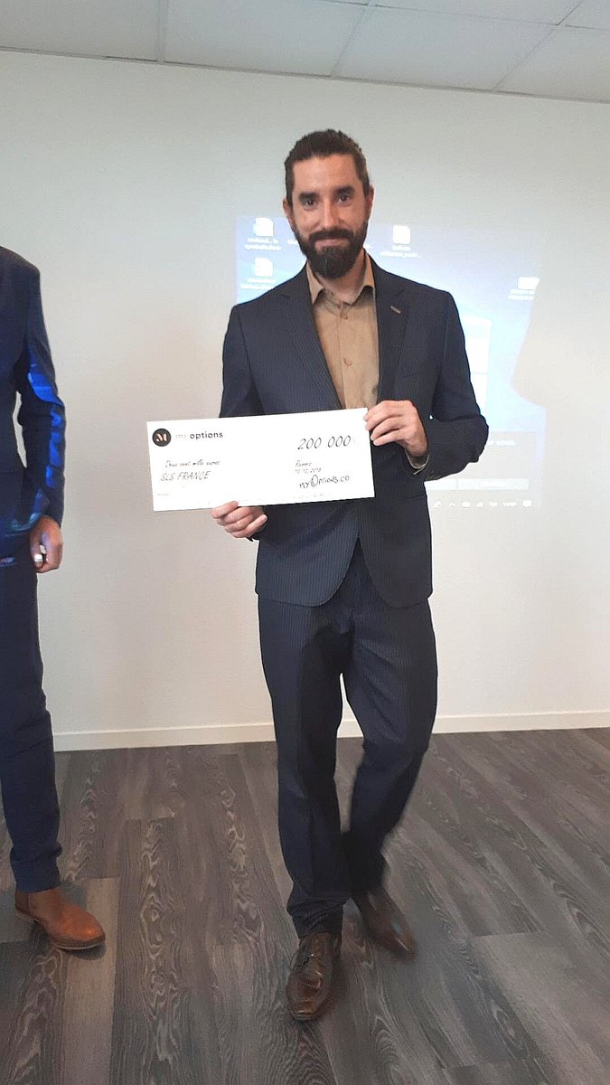 myOptions_co's tweet photo. #FinDeCampagne : Remise des chèques dans les locaux @AsteryosGroup pour célébrer la fin des campagnes @PreppySport et @SLSFRANCE2 en présence des financeurs et porteurs de projet. https://t.co/96USloMRDw