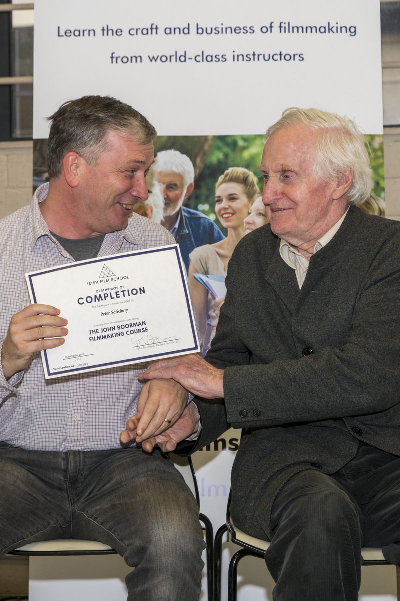 LondonFilmIns's tweet photo. Filmmaking student, Peter Salisbury, receiving his certificate from his instructor, the award-winning director @JohnBoormanHope. You can read Peter's testimonial on our website to find out how he got on! https://t.co/cAs8Nw1oaq #JohnBoorman #KickItOpen https://t.co/7tqadLljwH