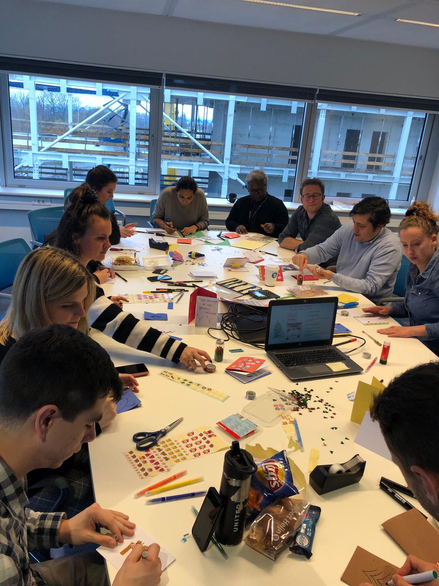Cheryl_AMS's tweet photo. Making Holiday cards for nursing home 🎁 #beingunited #capamsterdam #volunteering #HolidaysAreComing @weareunited #nursinghome #helpingothers #amsterdam https://t.co/U2Ez3HmeeX
