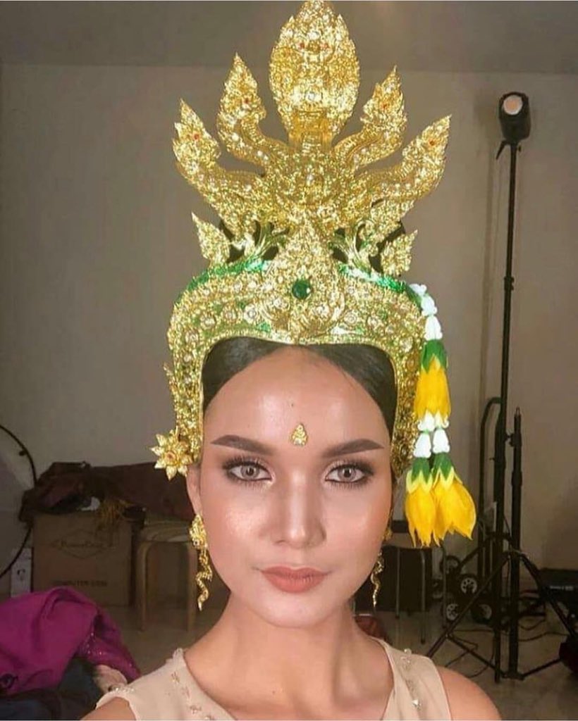 CanarinhoCheat's tweet photo. Keep fighting Cambodia 🇰🇭 move on 414141414141 #missuniverse2018 #missuniversecambodia #missuniverseeveninggown #missuniversecambodia2018 #2018missuniverse #missuniverse2018 #missuniversecambodia2018 Rern Nat Miss Cambodia 2017 Miss Universe susususus https://t.co/gUjn7grDvk