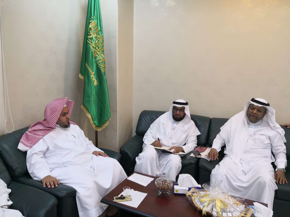 تكريم منسوبي محكمة الأحوال الشخصية أخبار السعودية صحيفة عكاظ
