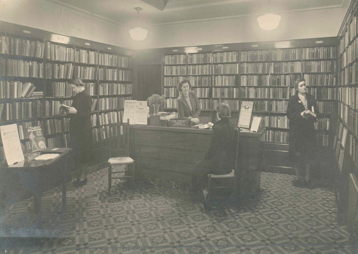 By the 1940s, there were over a million subscribers, 38 million books were exchanged in one year. The libraries were cosy, welcoming, with rugs and fresh flowers and trained librarians to help.