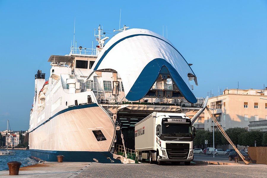 TravillTrans's tweet image. Transporte y logística de puerta a puerta desde 1978. #TransporteInternacional travill.es/650061_es/Trav…