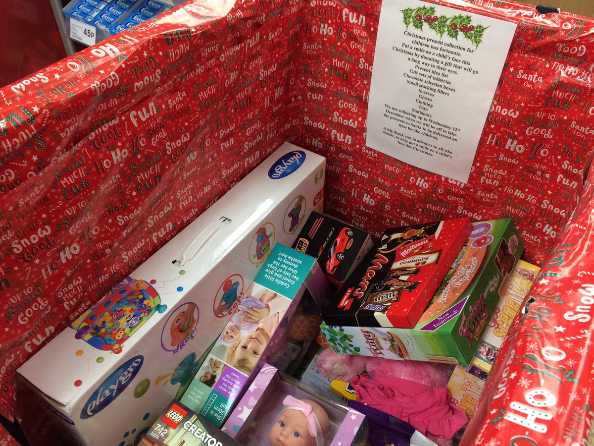 donna_birrell's tweet image. This weekend I visited a toy shop to find out about the latest toy trends. This morning I saw a box filling up with donations of toys for children who will otherwise go without this #Christmas A stark illustration of the two halves of society in this country today.