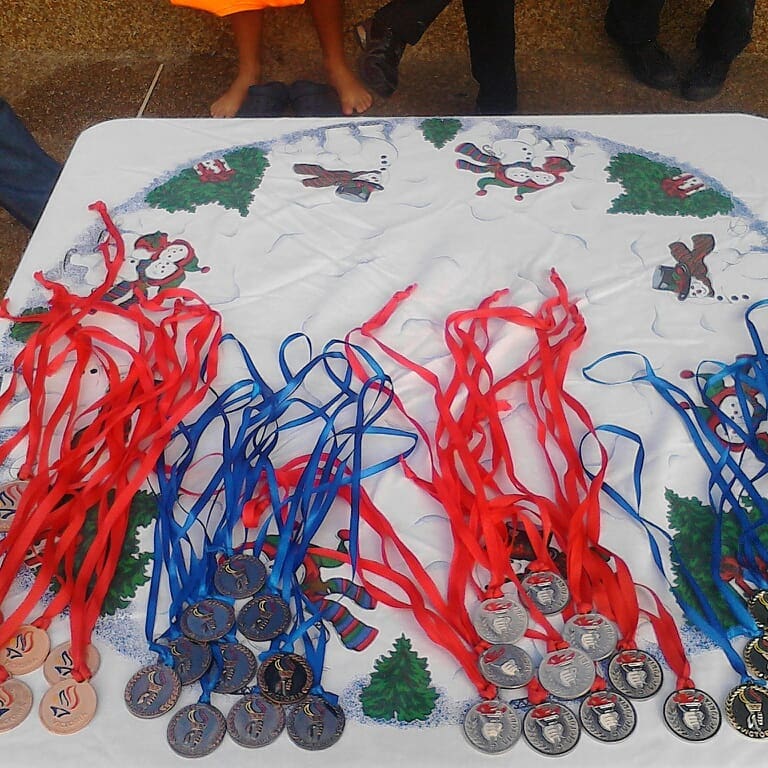 iesptsa's tweet photo. Nota de Agradecimiento a los Alumnos del #IESPTSA #UCV quienes prestaron su apoyo con la @esdeportivarivas, en su Competencia de Fin de Año. Algo que nos permite esta carrera es el poder servir y hacer felices a otros, a través de nuestro trabajo. Muchísimas gracias. https://t.co/t02rlKkndq