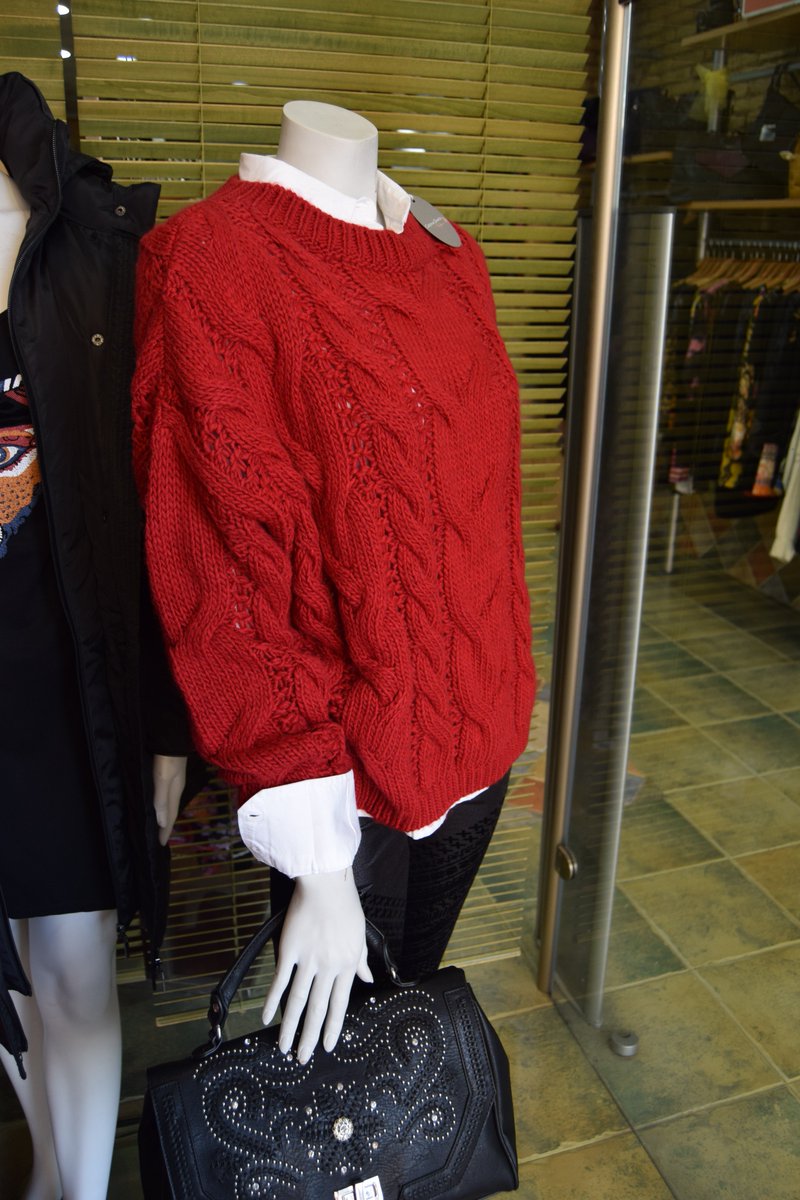 <a href="/MezklaPaqui/">MEZKLA</a> @escapararate <a href="/2018/">ぷぅ</a>