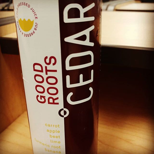 CEDARJuice's tweet photo. Give yourself a healthy boost with Good Roots cold-pressed juice! Thanks for showing us @shyviolet09! :-) #cedarjuice #GoodRoots #coldpressedjuice https://t.co/258Q38HrCx
