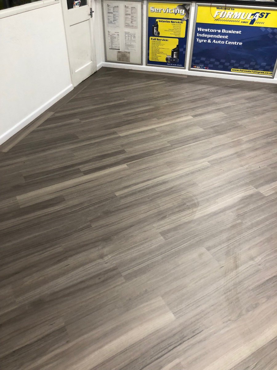 Karndean Commercial on Twitter "A fantastic look for a garage. Our