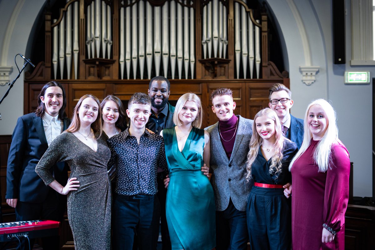 A brand new cover with some brand new faces, coming TODAY at 6:00pm. Hope you're feeling festive! ⭐️ 🎅🏼 🎄LCSx