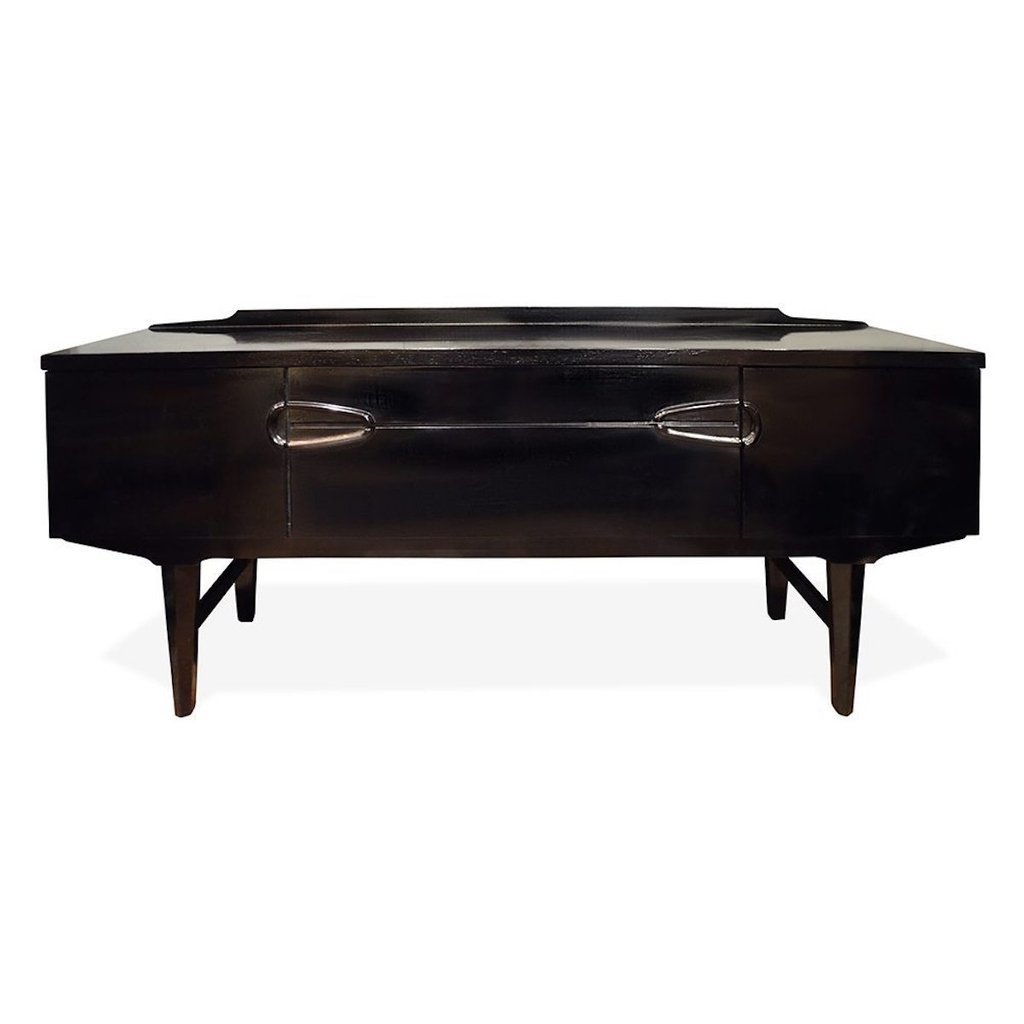 Mid 20th Century ebonised vintage side cabinet. Circa.1960’s.
Height: 69cm Width: 155cm Depth: 44cm
https://goo.gl/KafxfB
#vintage #vintagefurniture #sidecabinet #sideebonycabinet #vintagecabinet #interior #interiordesign #furniture #furnishing #centuryfurniture #decor