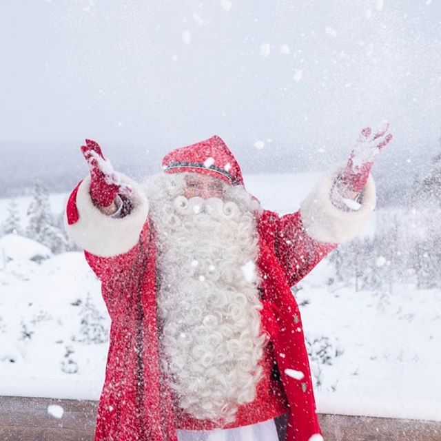 VisitRovaniemi's tweet photo. Nice to meet you, Winter! Snow stays most likely here in Rovaniemi until April. #visitrovaniemi #rovaniemi #snowsituation https://t.co/iB6lFlY4Uy https://t.co/GXsfn2gLWC