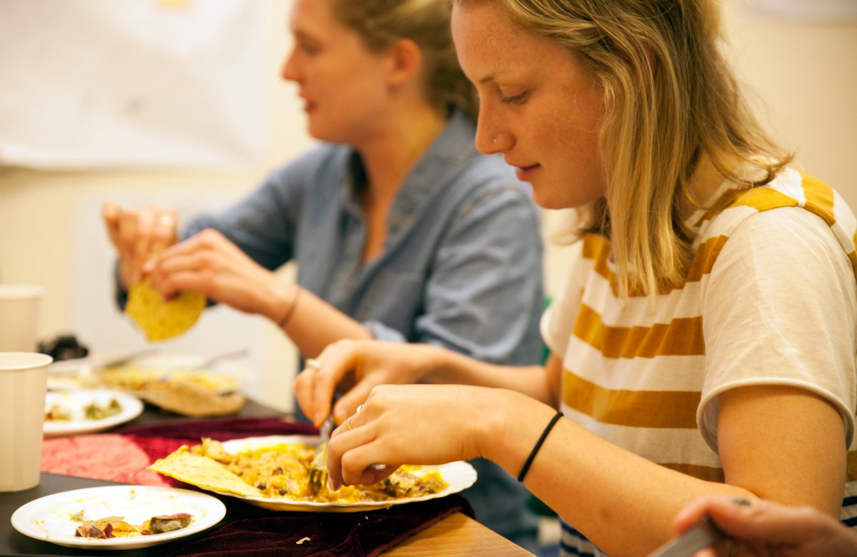 OasisCDF's tweet photo. A huge thank you to @BigLotteryWales for funding our new project, The Plate Project.
More info will follow soon!
#ThePlateProject #NewProject #Food #SharingFood #RefugeesWelcome
Photo Credit @TSBehindTheLens https://t.co/dziS1w2cyi