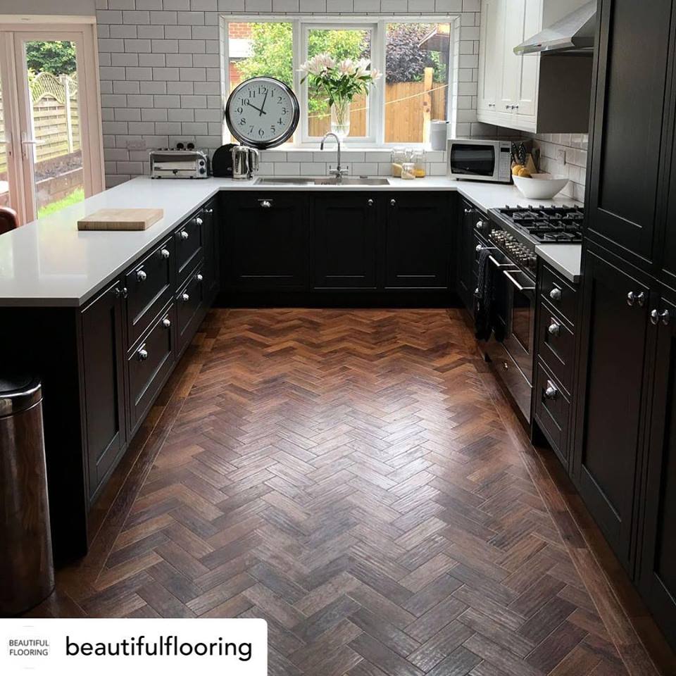 Karndean Designflooring On Twitter Isn T This Kitchen By