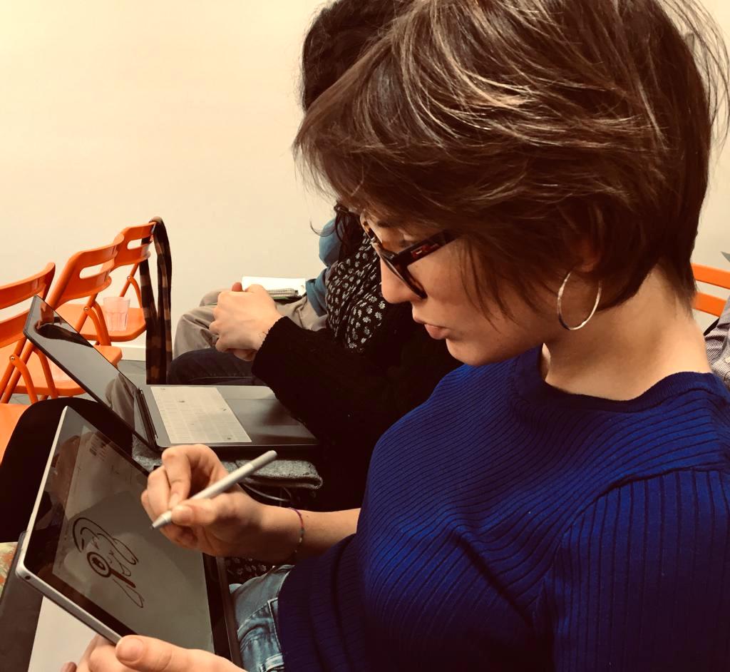 ALDAeurope's tweet photo. Here is our intern Caterina while visual recording the most salient points of discussions in #Schio, at the international meeting of #INCOMEproject - #coworking..let's make it working! 💼 https://t.co/V1OoX5o7Tp