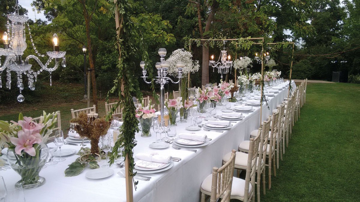 solobodasnet's tweet photo. Un lugar maravilloso para celebrar tu boda!! 😍
Jardins de l'Empordà - Girona https://t.co/AfRnx2jU4P