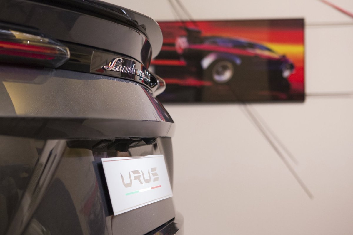 Lamborghini's tweet image. Last weekend we celebrated Italian culture by taking part with our Super Sport Utility Vehicle Urus in the art installation at the @wolfsonian, during @artbasel in Miami. Read more: lam.bo/Urus_ArtBasel_… #Lamborghini #Urus #SinceWeMadeItPossible