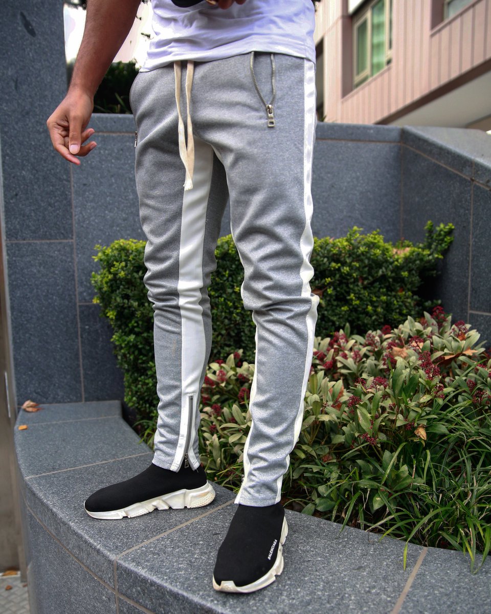 Lux Comfort at its Finest. The Grey/White Panelled Track Pants have also been restocked on site ! Shop at nvltylondon.com/collections/all 🏆