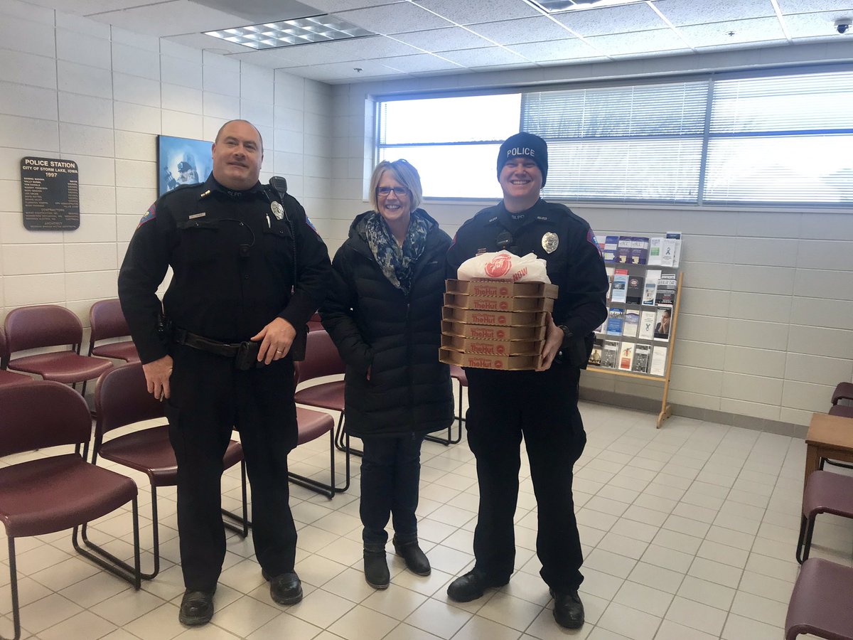 Big thanks to Lori Lyons for brining lunch into the PD today!!! 🍕🍕