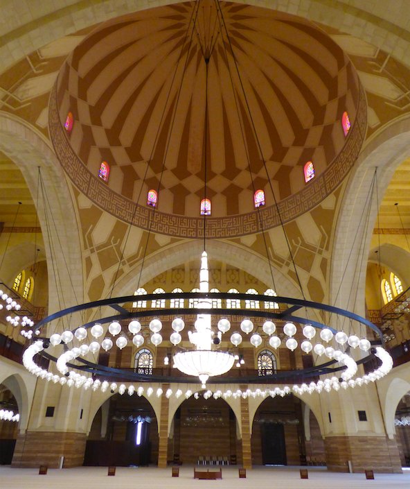 FraserBahrain's tweet photo. Did you know the carpets in Bahrain’s Al Fateh Grand Mosque were made in Ireland? And the doors are from India? 💛🌎
-
هل تعلم أن السجاد في مسجد الفاتح الكبير في البحرين صنع في أيرلندا؟ والأبواب من الهند؟
#BahrainOursYours #BahrainMosque #BahrainFacts #AlFatehGrandMosque https://t.co/Xt6bzLwEYj