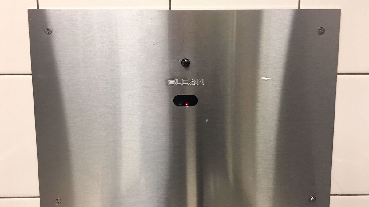 TheOnion's tweet image. Report: Those Sensors That Flush Public Toilets Were Also Cameras This Whole Time trib.al/OossqMa