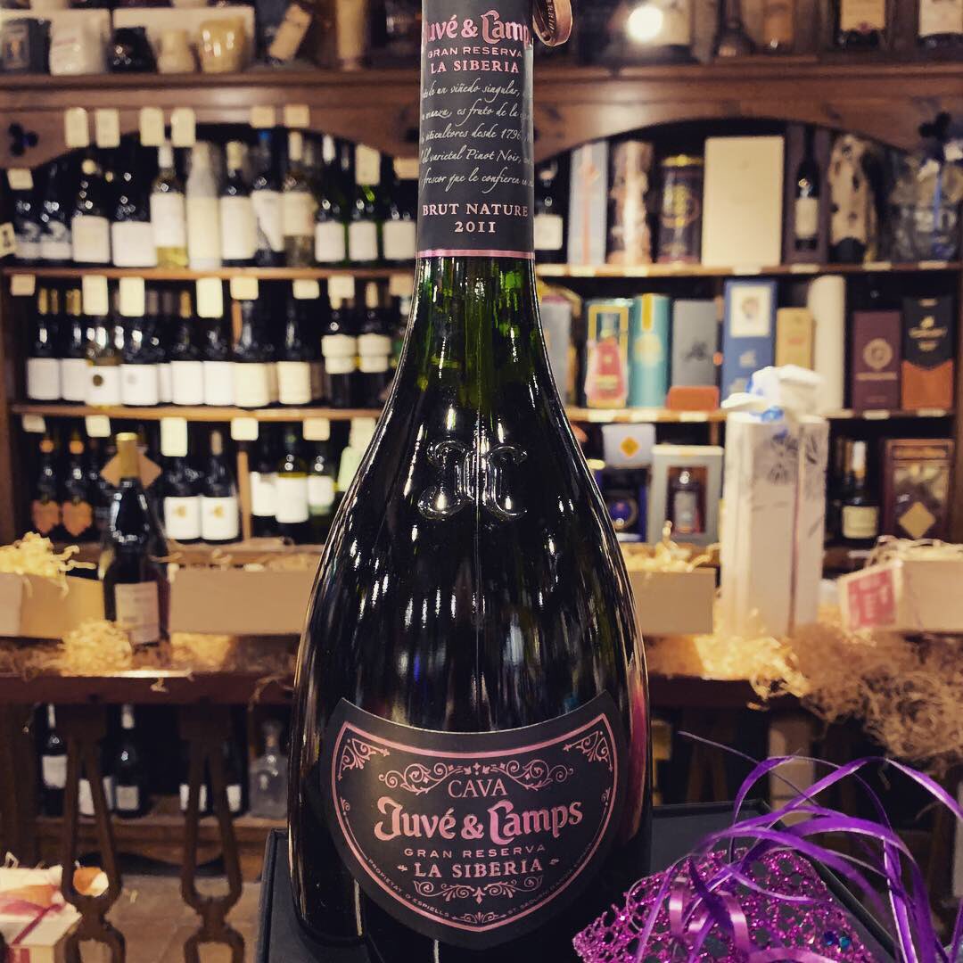BodegaSegura's tweet photo. ¡¡Los humildes mortales también tenemos derecho a algún capricho de los dioses!! https://t.co/v6lLN9eH2M