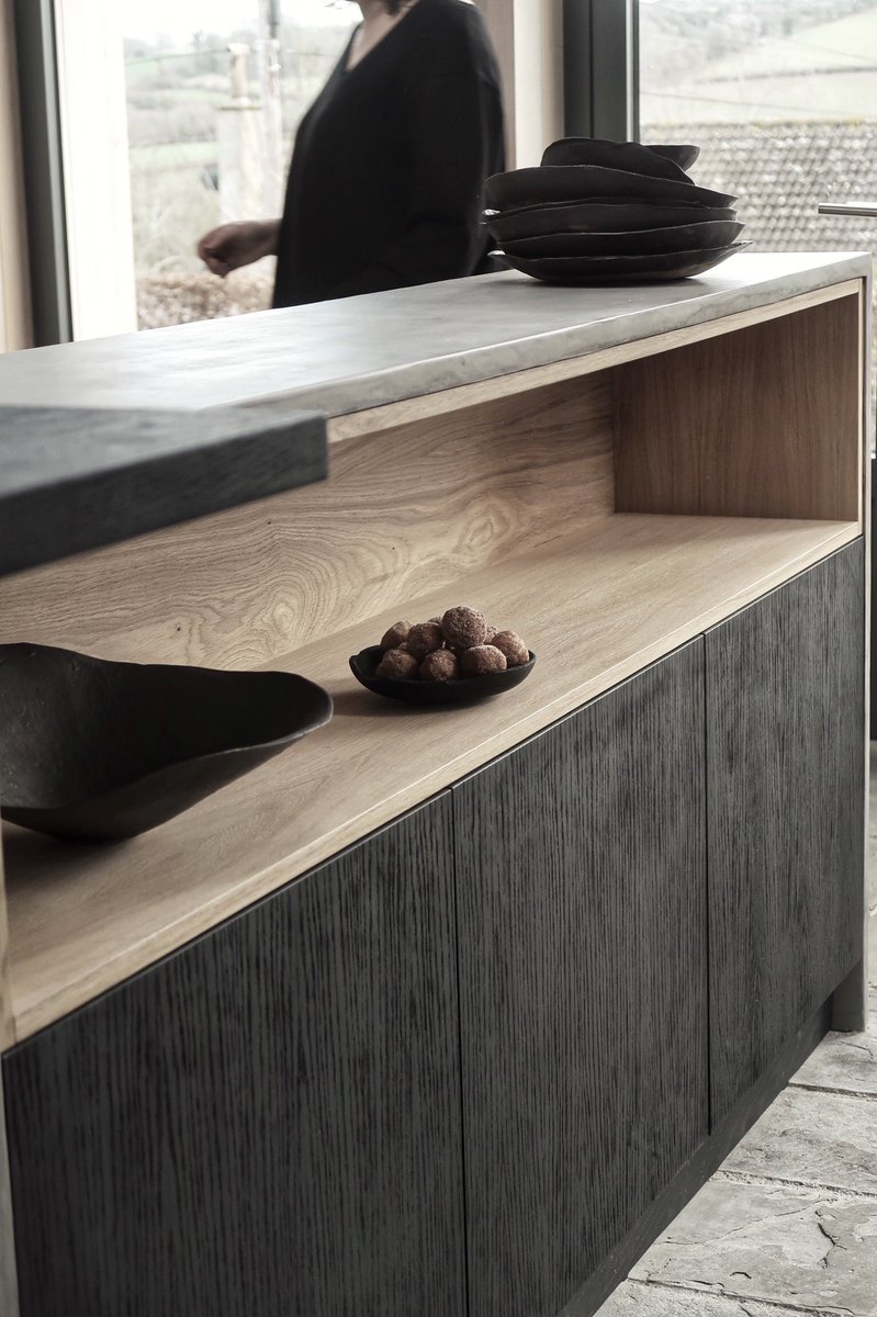 ateliercabinetm's tweet photo. Sneak peek of our latest contemporary kitchen project 🖤 https://t.co/bZvedZFVPH