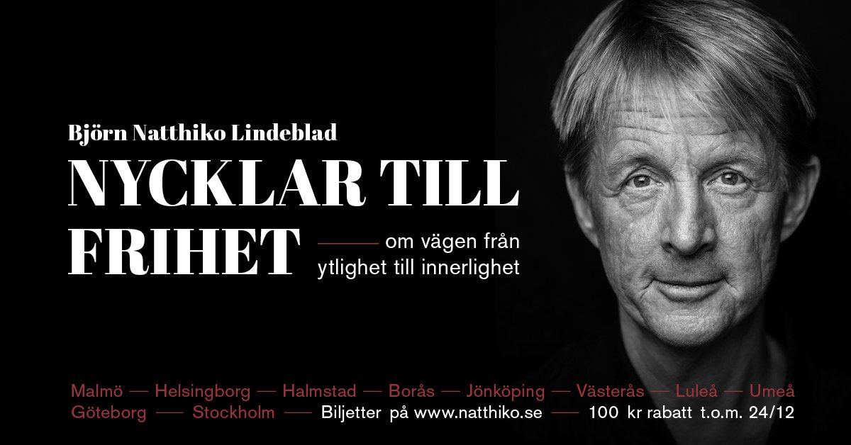 Plötsligt så händer det. Jag skall för första gången någonsin åka på riksturné!
Så ring farmor. Messa din barndomsvän. Bjud med dina tonåringar. Överraska Tinder-dejten. Be chefen att bjuda din arbetsgrupp. Rigga en syskonkväll. Välkomna!