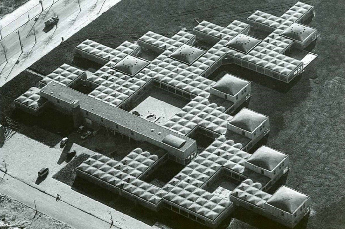 My review of 'Orphanage Amsterdam - Building and Playgrounds by Aldo van Eyck' for the <a href="/ArchReview/">The Architectural Review</a> is now available online architectural-review.com/essays/book-of… Thank you <a href="/eabeaumont/">Eleanor Beaumont</a> for the opportunity