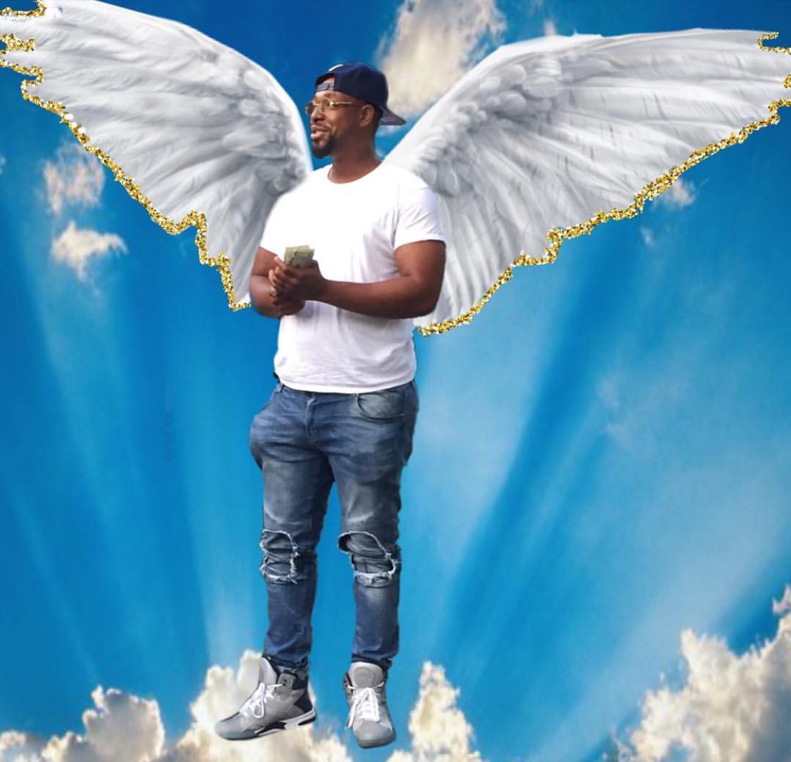 lHomi_'s tweet photo. Lost a child hood friend and the father to my niece and nephew Sunday morning to a hating snake combined with a terrible falling out wit a close relative reminded me of the reality of life #RipTwan just know the twins good https://t.co/Ie2Qfo0Qdw