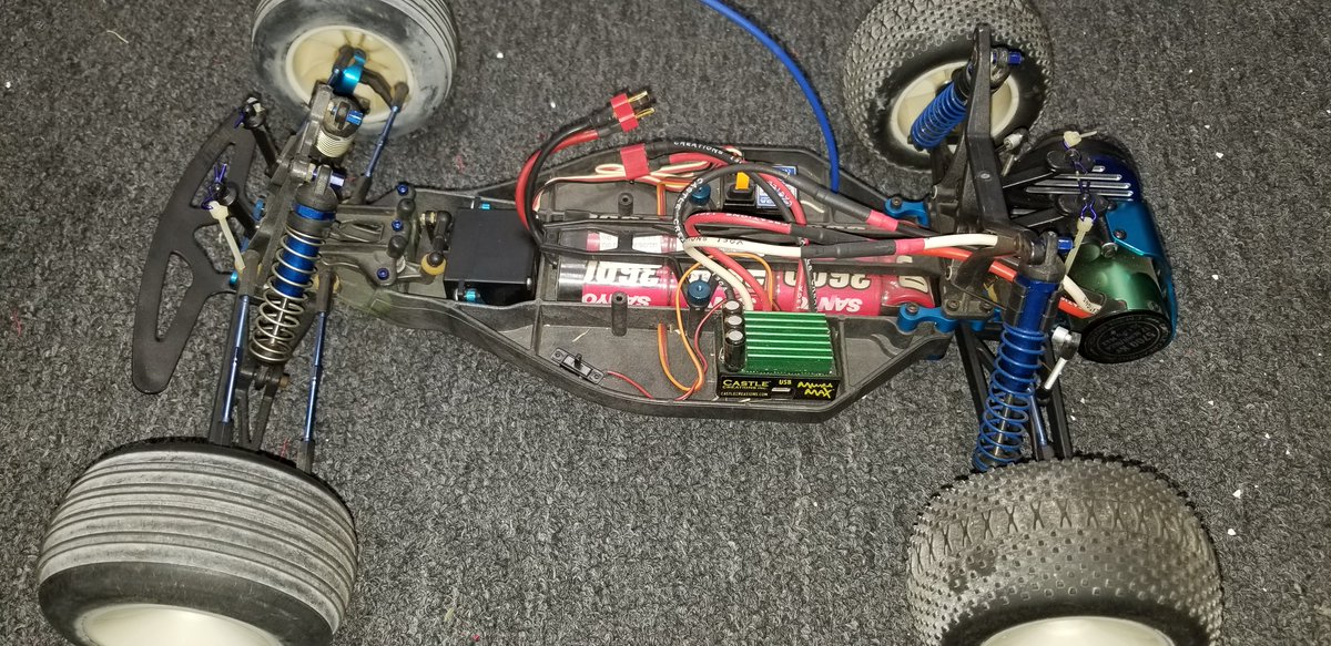 VSpeedshop's tweet photo. Ready for racing. Order your custom build now.. !!! 
@ https://t.co/ZvMNVdeFxz

#chritmasdeal #lasvegas #rcday #rccar #custombuild https://t.co/ECIkPU9toy