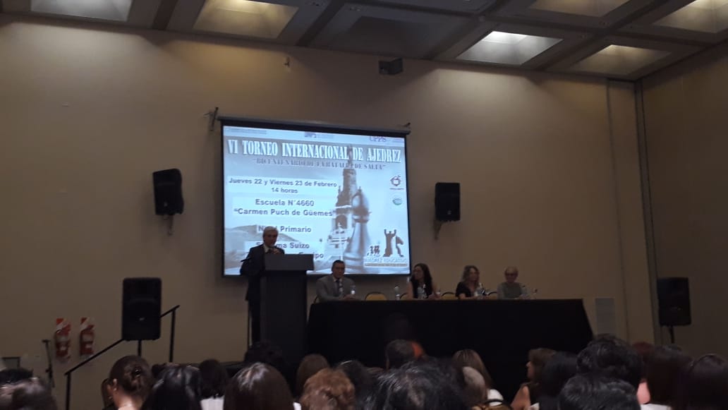 AHORA. Acto  de reconocimiento alumnos destacados #Salta felicitaciones a todos nuestros niños y jóvenes que son un orgullo para nuestra provincia <a href="/UrtubeyJM/">Juan Manuel Urtubey</a> <a href="/MEducacionSalta/">Ministerio de Educación de Salta</a> <a href="/aniberruezo/">analia berruezo</a>