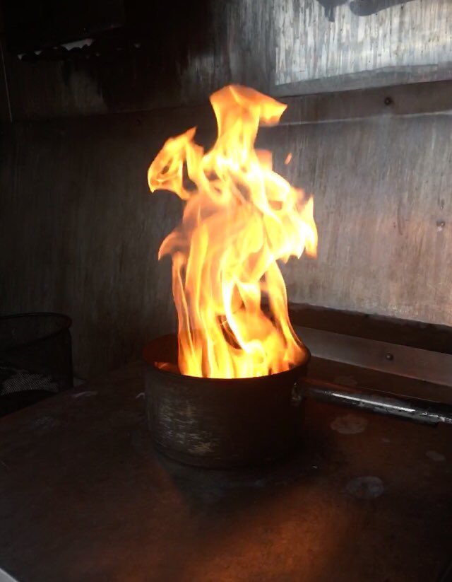 FireTrainingRaj's tweet image. Another group of #FireMarshals at a local #WasteManagement organisation received #training today.