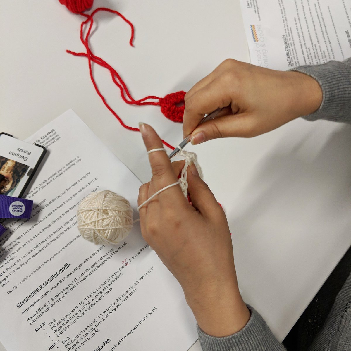 Artyarn2's tweet photo. Excellent crocheting by the #manchester @MoneySupermkt team today! Lesson 2 was all about crocheting in the round and making a ruffled edging. 
#moneysupermarket #crochettuition #learntocrochet #crochet #crocheting https://t.co/S2NZD8cW0G
