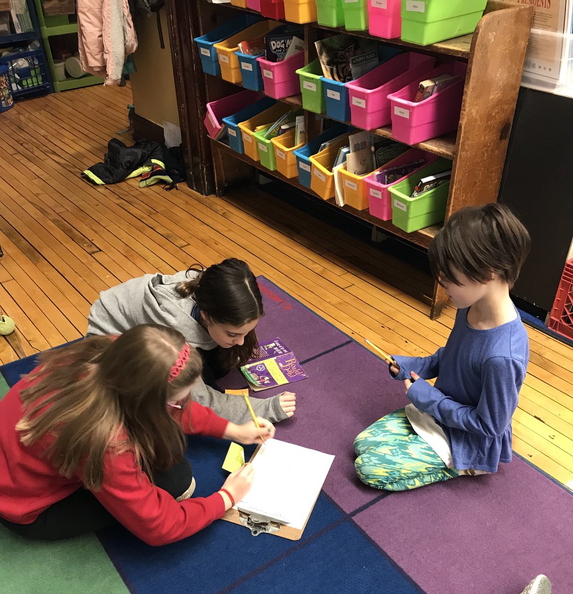 Mslasmith12's tweet photo. Getting to know our Reading Buddies! Thanks @mmhigh1 https://t.co/viEQtI1Yo9