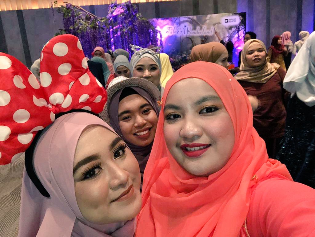 MizsNorma's tweet image. Trowback dinner 2018
#analogdevice#bff#20/11/18