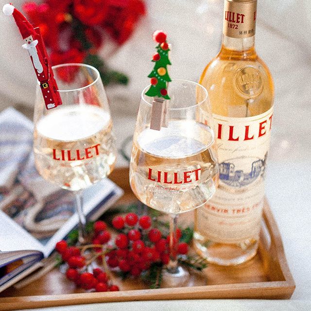 December rhymes with treats… so let’s get Christmassy!
.
.
#Lillet #LilletBlanc #LilletTonic #treats #Christmas ift.tt/2QD0bnt