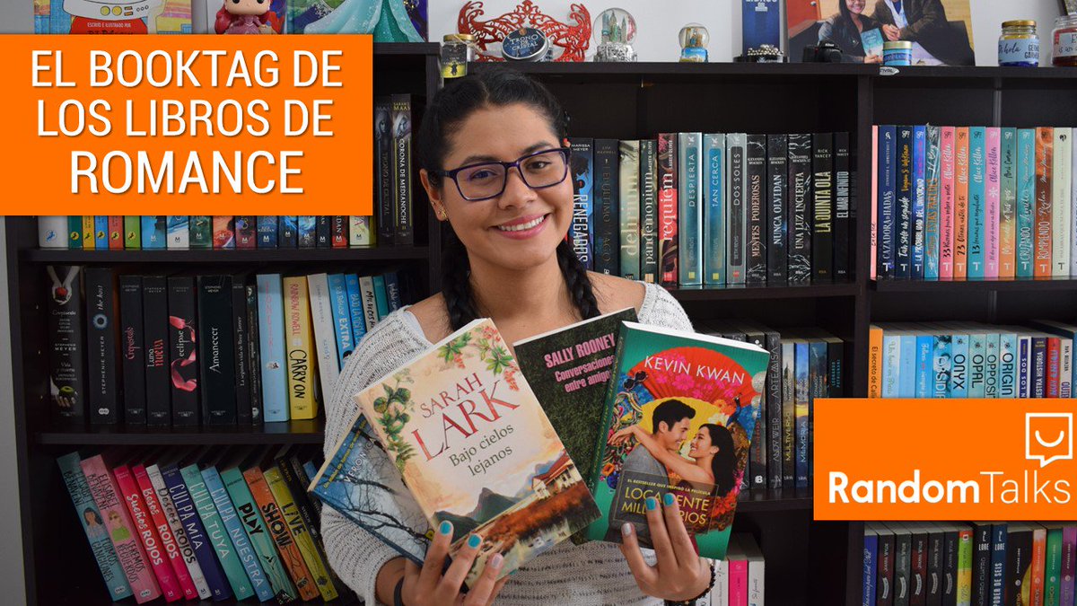 Penguinlibrosco's tweet image. ¡Hoy en #RandomTalks tenemos a @NosGustaLeer835 haciendo el #BookTag del romance! ¡Está increíble! → youtu.be/WSLBBc320jg