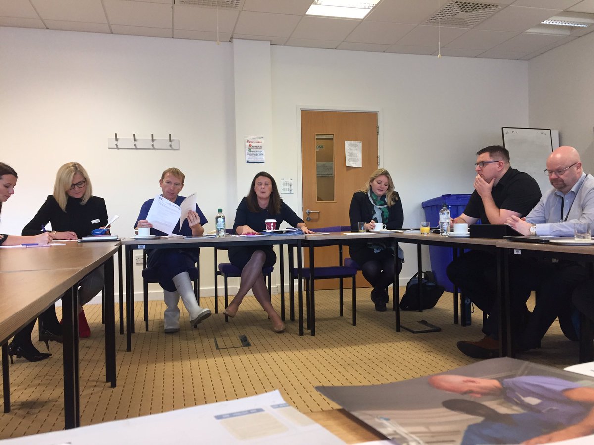 bensimms65's tweet photo. Our Round Table with @nhsuhcw & @tradegovuk, focused on developing a #globalNHS is in full flow. Delighted @THETlinks Trustee @HughRisebrow has been able to join us to share his immense expertise. #transitionfromaid https://t.co/I7aM44V5Vm