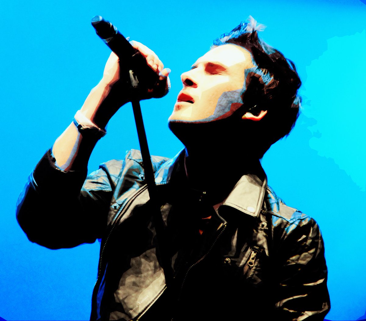 ~sea cual sea el problema, la música siempre ayudará~ 🎧🎤🎹🎸🎵🎶❤✨ @dvicio_andres 🎶🎵

#MyEdit #quotes #music #musica